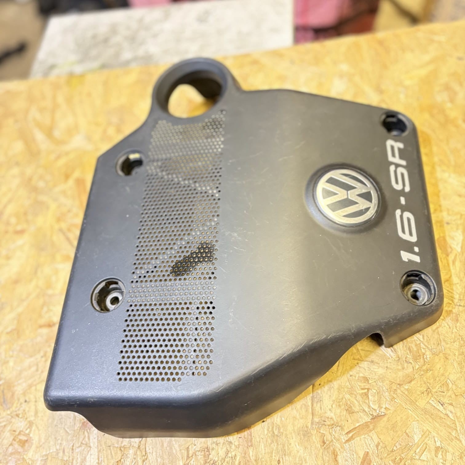 Volkswagen Golf IV Petrol Top engine cover trim 06A103925AA VAL263147
