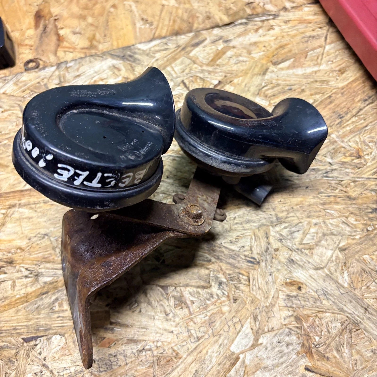Volkswagen BEETLE Horn Signal Set 1999-2011