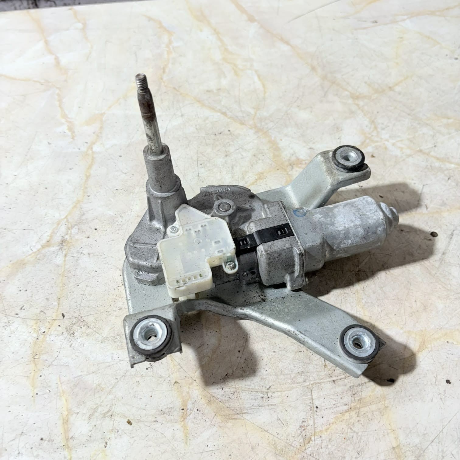 2008 DODGE CALIBER SXT REAR WIPER MOTOR 05116146AD/33882
