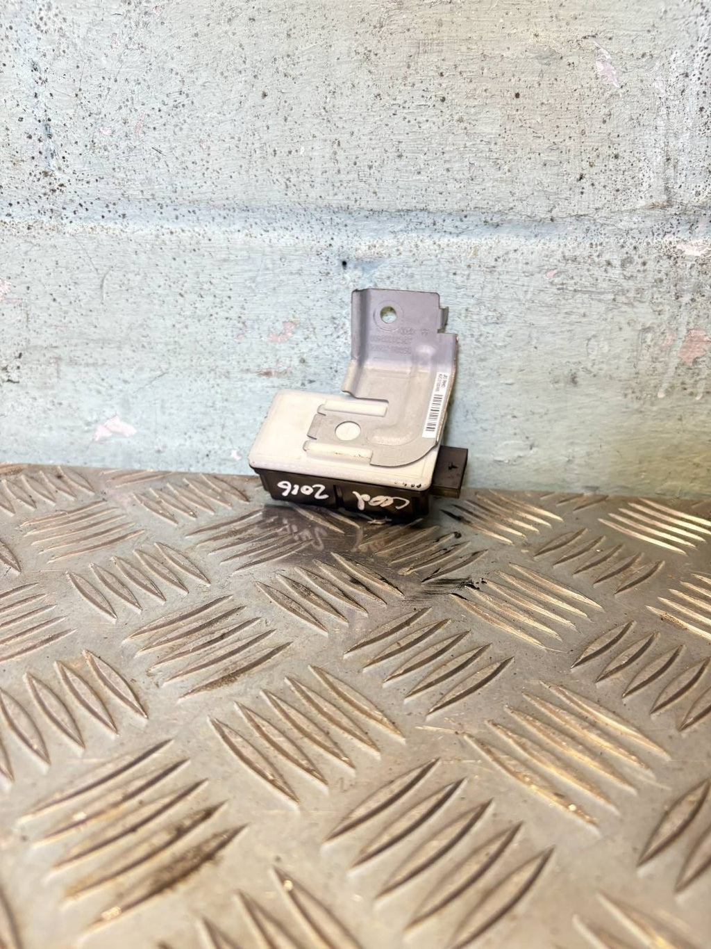 KIA CEED MK2 TPMS CONTROL MODULE 2016 95800-A2130