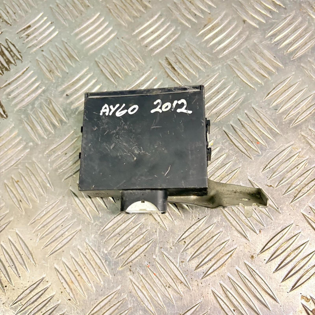 Toyota Aygo MK1 2005-2014 Door Control Module Central Locking ECU 89740-0H021