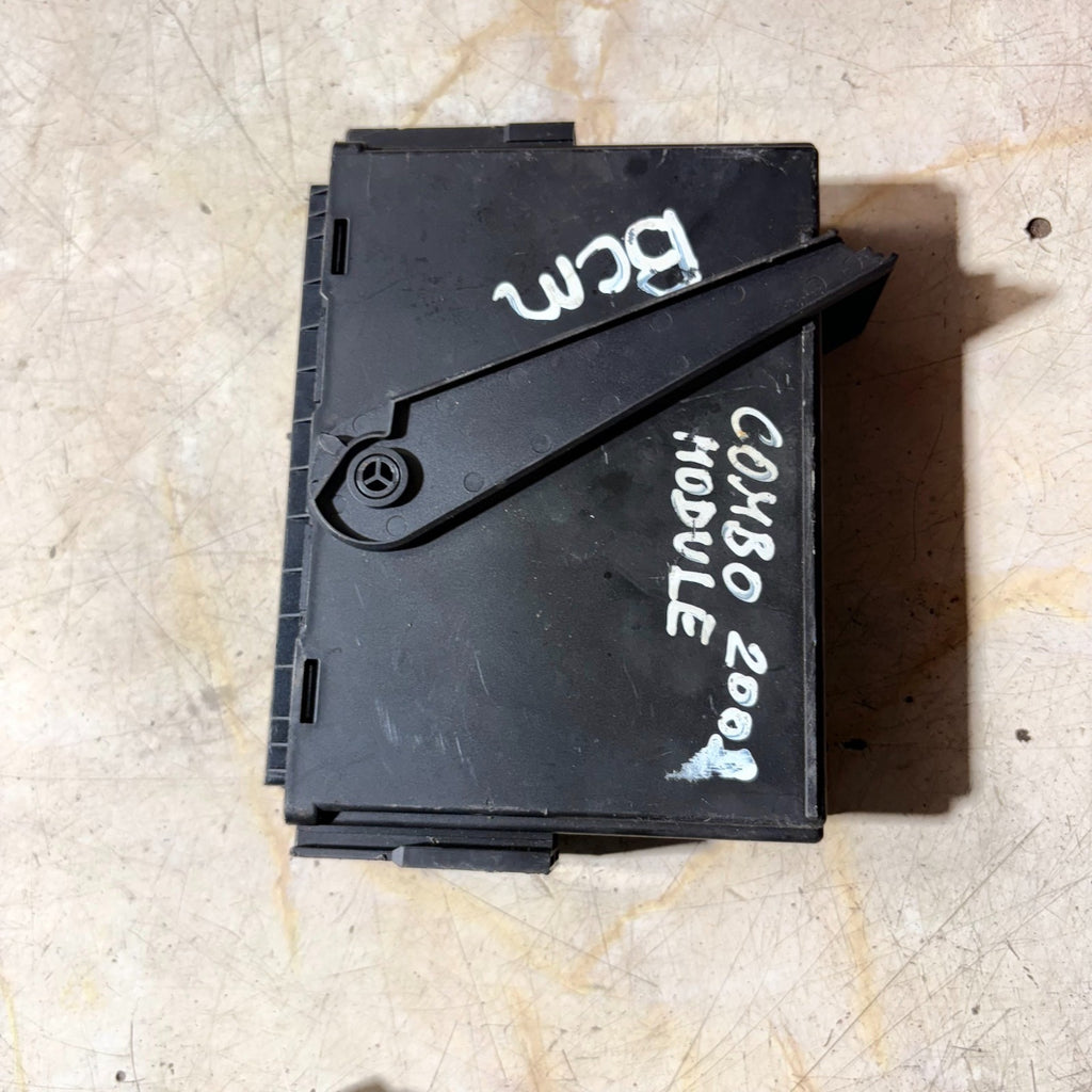 OPELCOMBO MK2 BCM BODY CONTROL MODULE 24410825 2001-2011