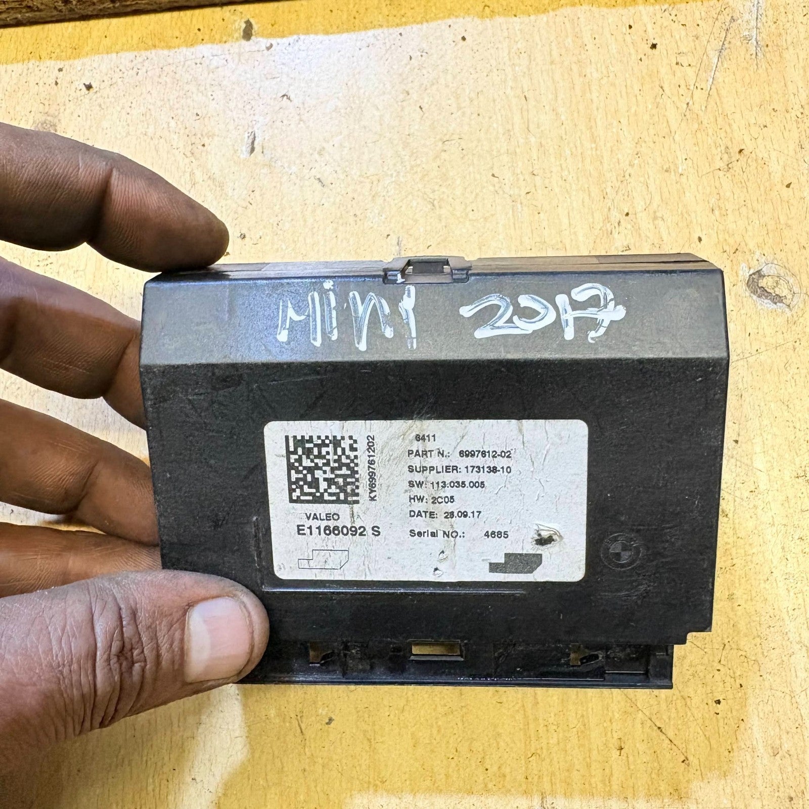 MINI BMW 2017 AIR CONDITIONING CONTROL MODULE E1166092S