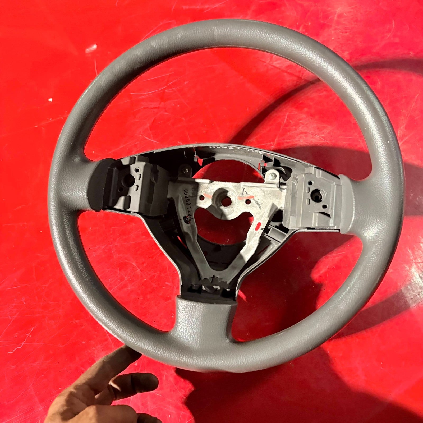 608644700B Sport Steering Wheel for NISSAN PIXO