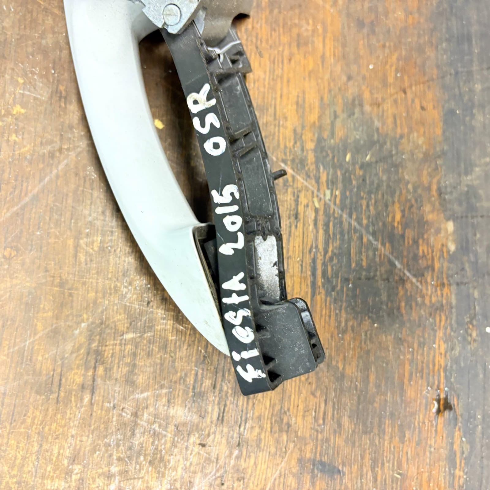 8A61A224A36AM Driver Rear Outer Lever for FORD FIESTA (CNN) Trend 2015 9066446