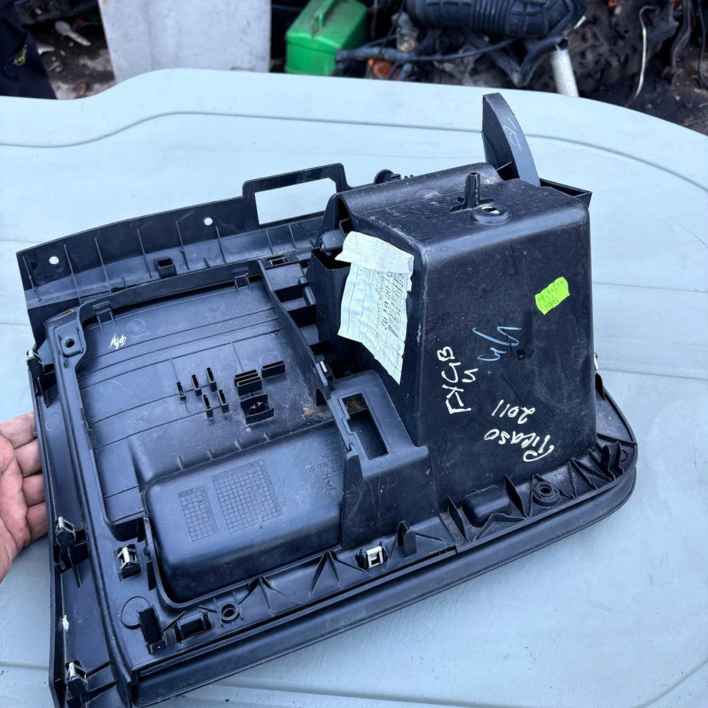 Citroen C3 Picasso 2011-2017 Dashboard Glove Box Compartment 9682536477