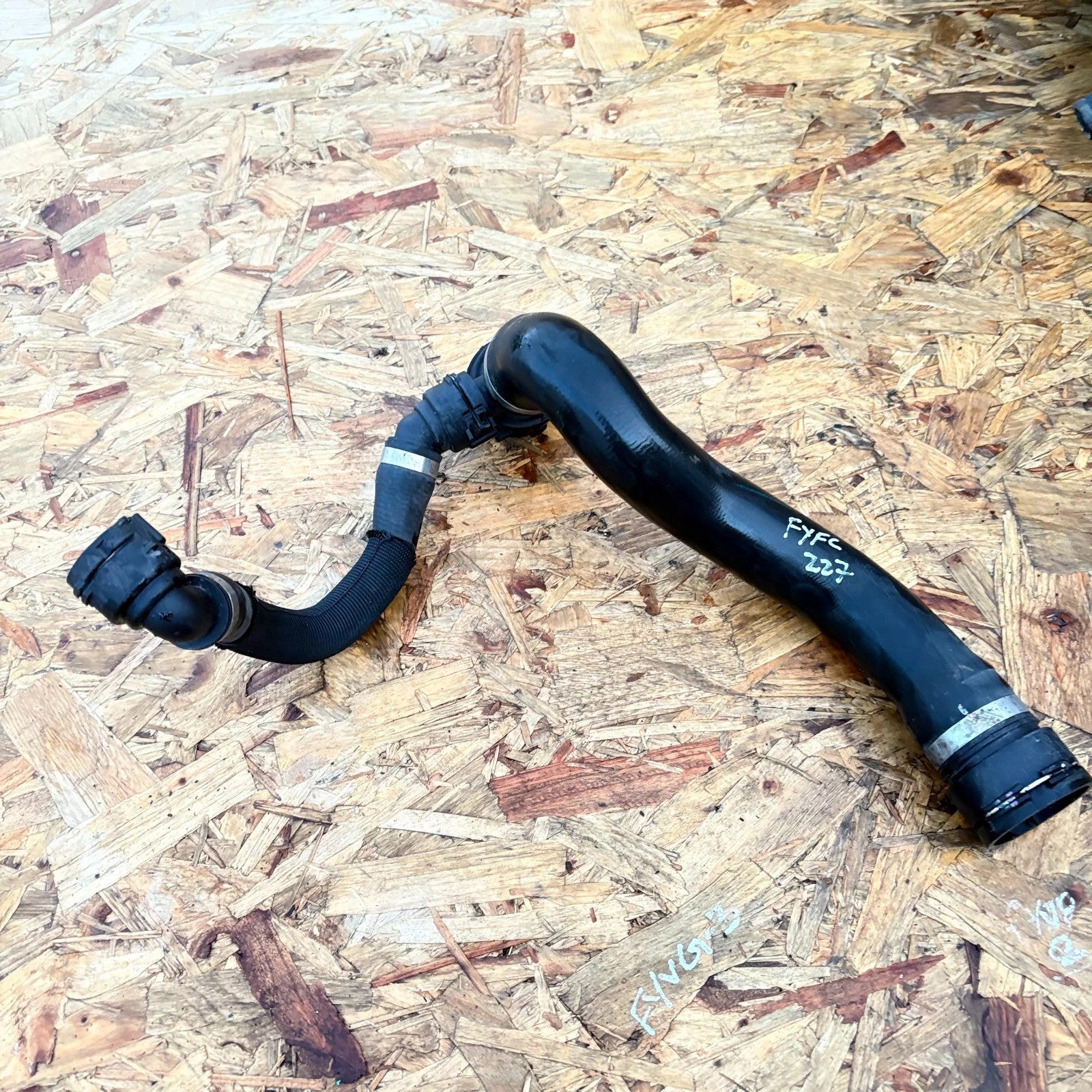 BMW X5 3.0i Petrol 2010?2013 Engine Coolant Pipe Hose 780807602
