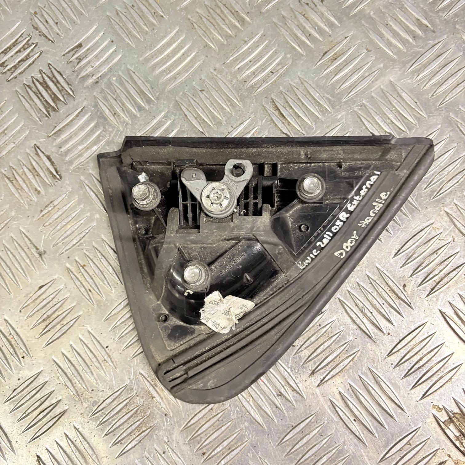 HONDA CIVIC MK8 FK3 DOOR HANDLE DRIVER REAR 72680SMGE0 5DR 2011