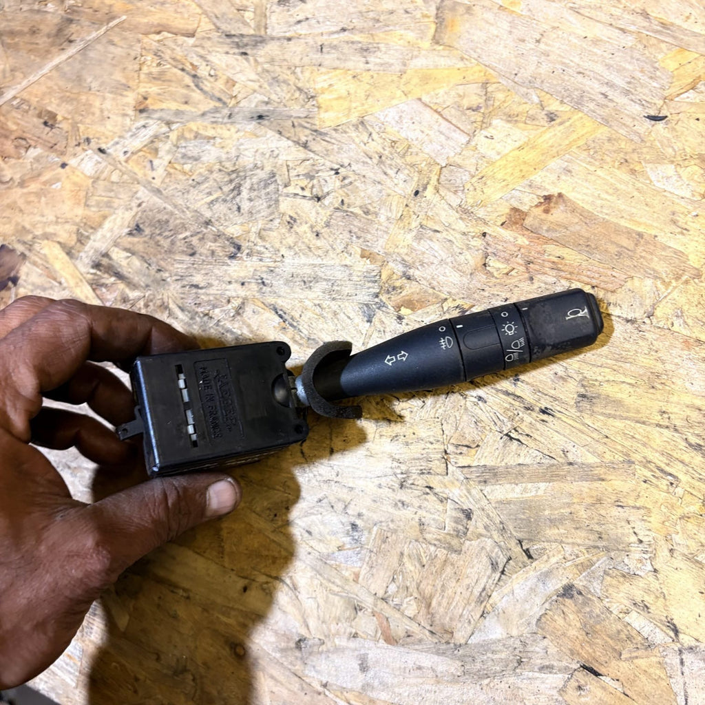 Jumpy Dispatch Expert Scudo Indicator Stalk Switch End Light 625359/251279 95-07