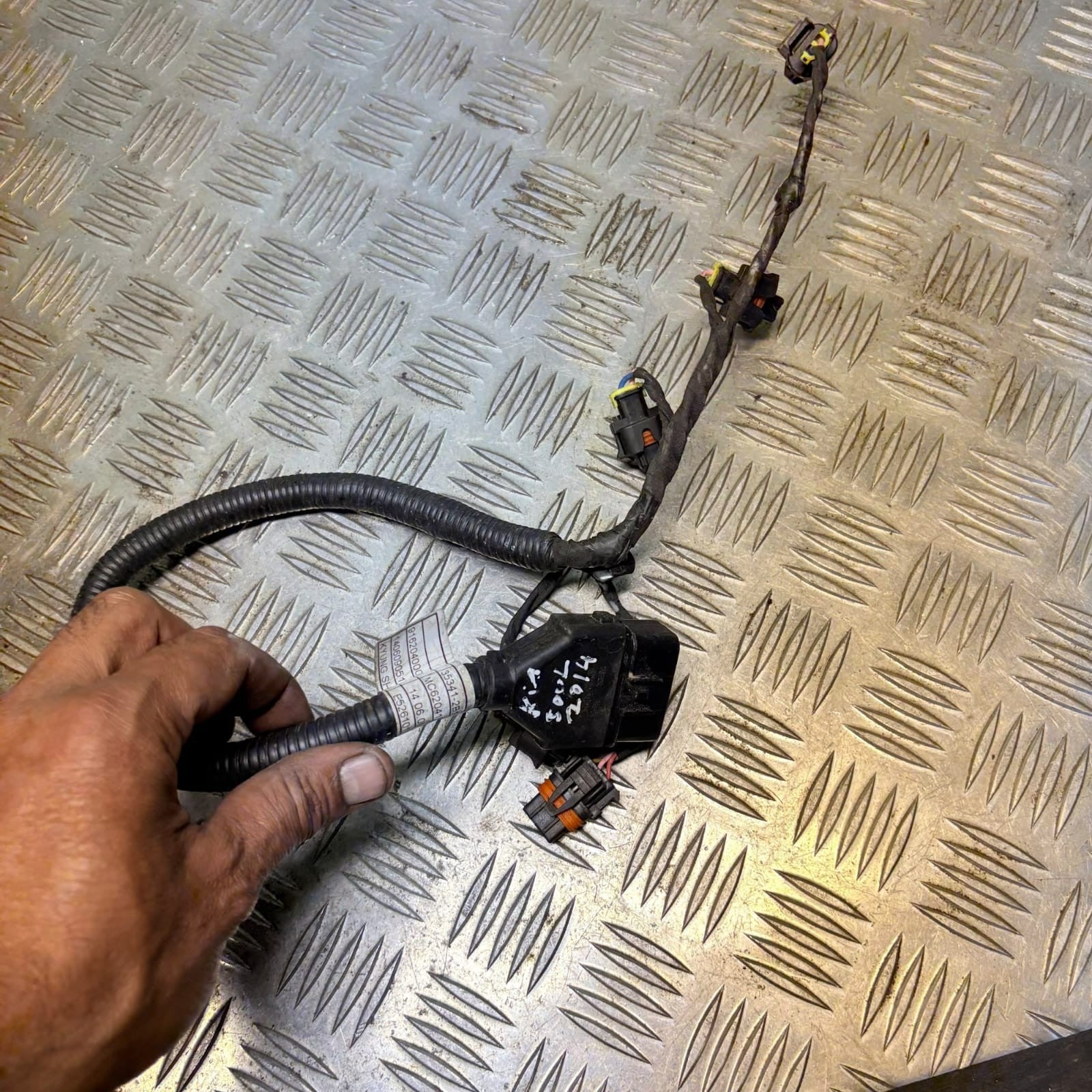 KIA Ceed 2014 Petrol fuel injector wires loom 9162040003 JOT21907