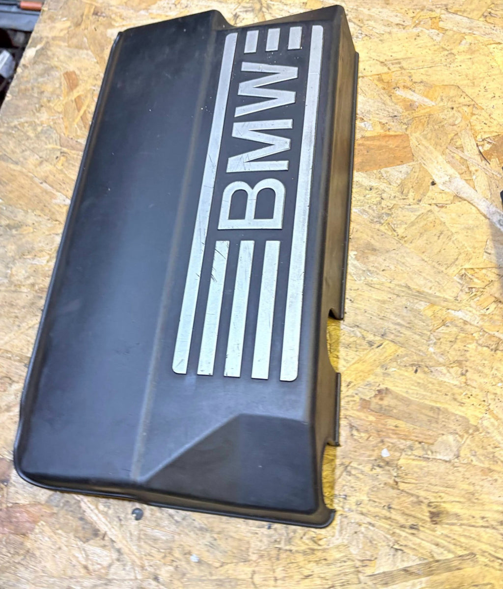 BMW 1 SERIES 116M 2007-2012 E81 ENGINE COVER TOP COVER 62440410