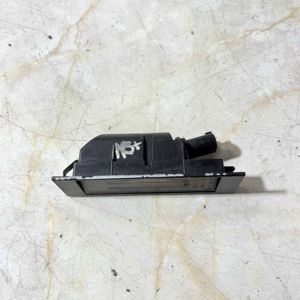 BMW Z4 E85 E86 Rear Number Plate Light Lamp 6913913 7165735 2002-2008