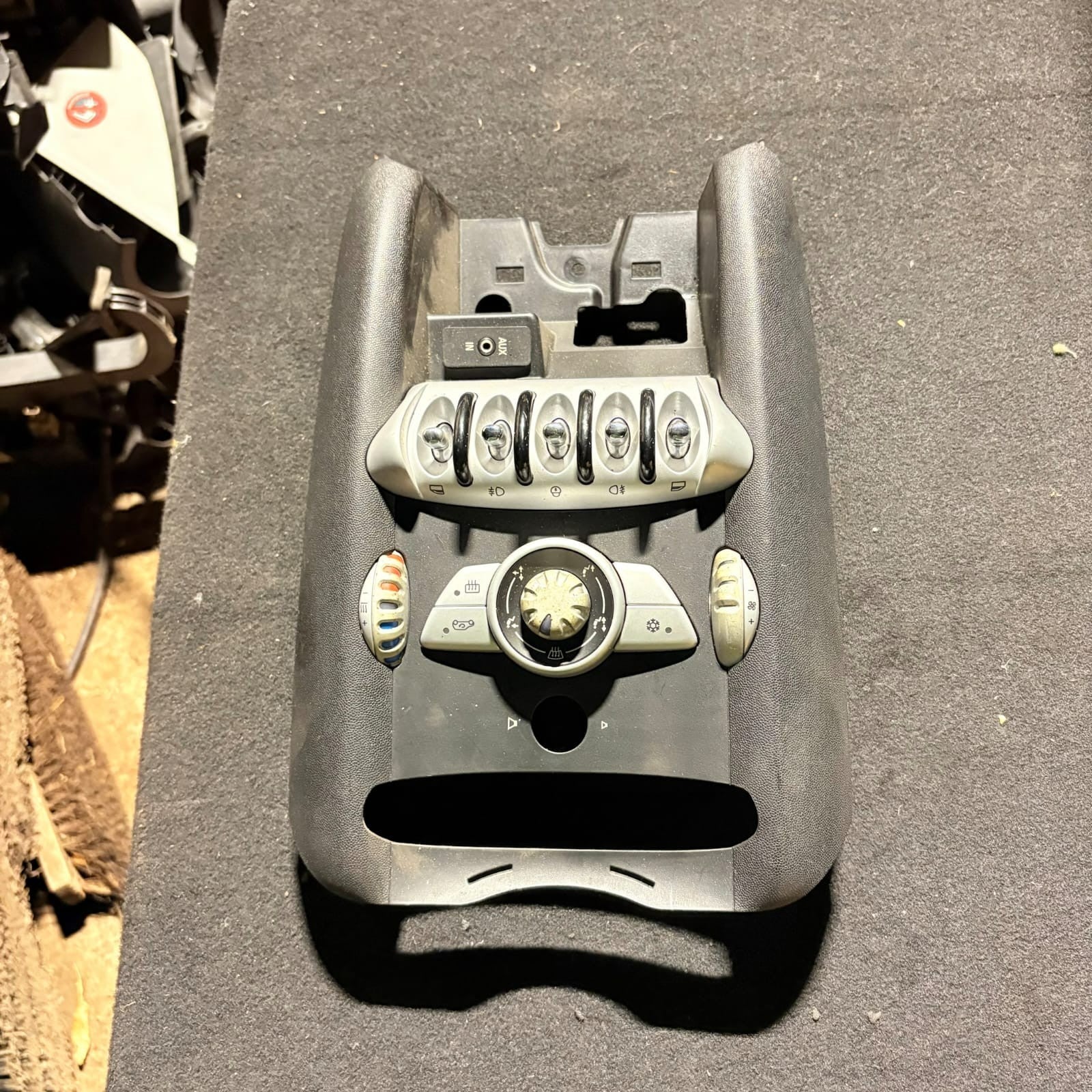 MINI CONVERTIBLE HEATER CONTROL PANEL ASSEMBLY 0068009504