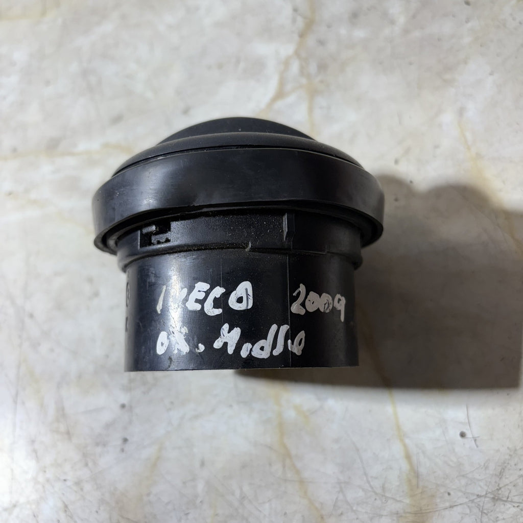 IVECO DAILY 2006-2012 MIDDLE AIR VENT 226536