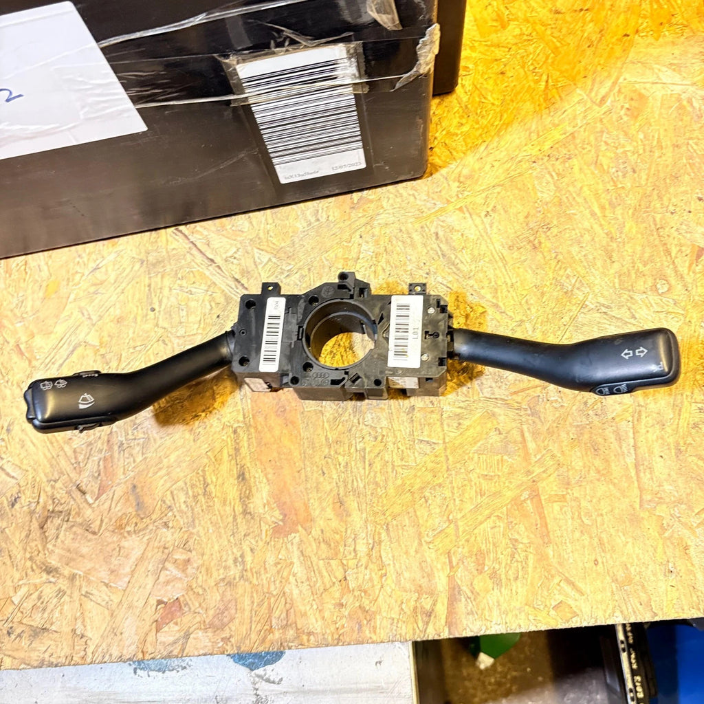 VW Golf Gti Steering Column Switch Indicator Wiper Stalk 8L0953513HG