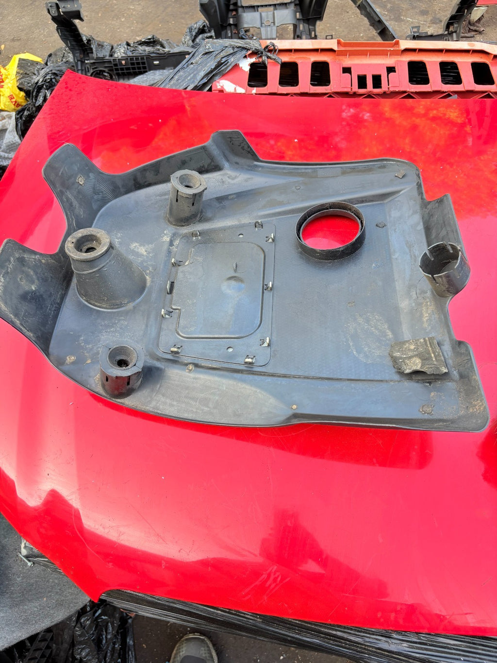 SKODA FABIA ENGINE COVER 038103925GB 1998-2006
