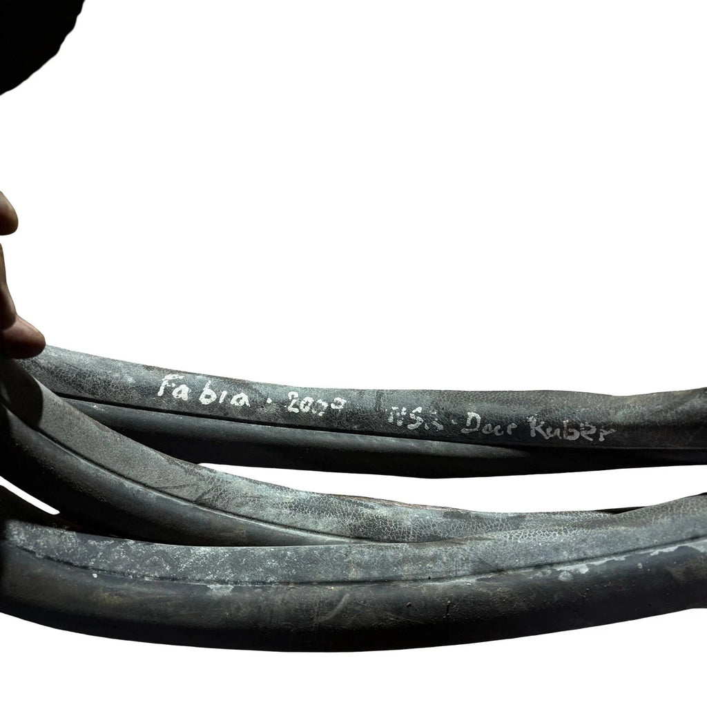 Skoda Fabia MK2 5J 2007-2014 Rear Left Side Door Rubber Weather strip Seal