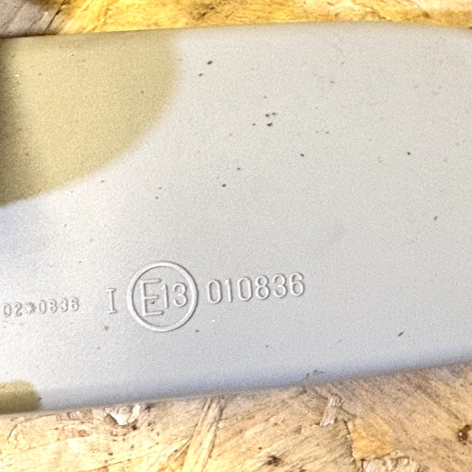 SUZUKI SWIFT REAR VIEW MIRROR E13010836 A574