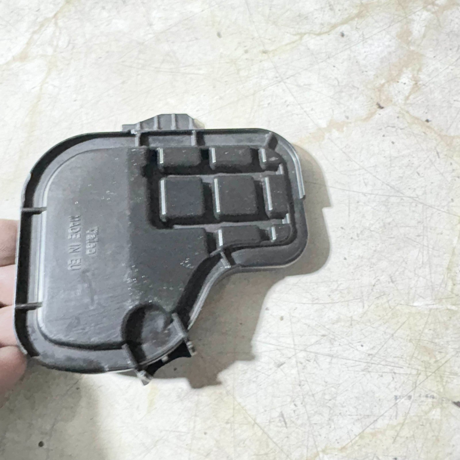 Vauxhall Tigra MK2 (2004-2009) Headlight Cap Cover Passenger Side N/S