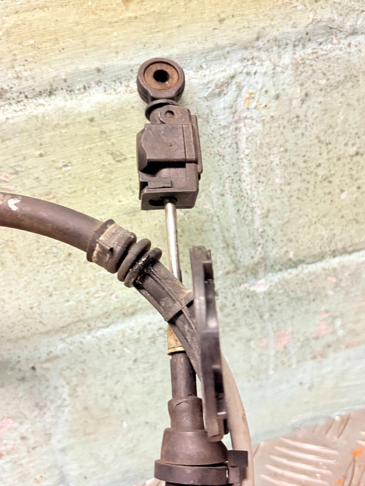 FORD C-MAX MK2 TITANIUM 5DR MPV 2012 2.0 UFDB GEAR LINKAGE