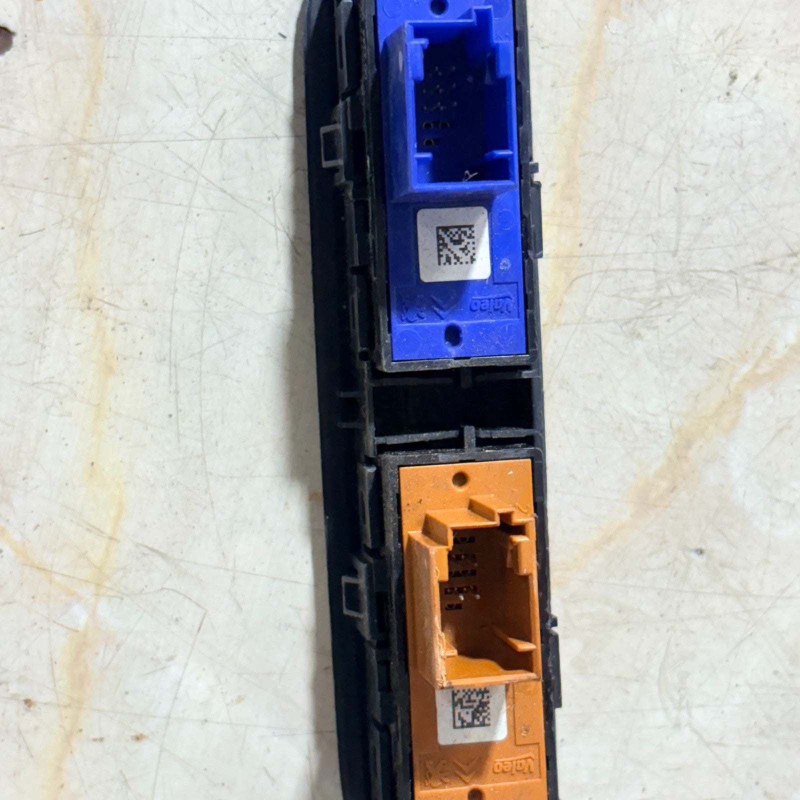 Peugeot 208 Mk1 A9 2012-2015 Centre Console Button Switch Panel 9675015420