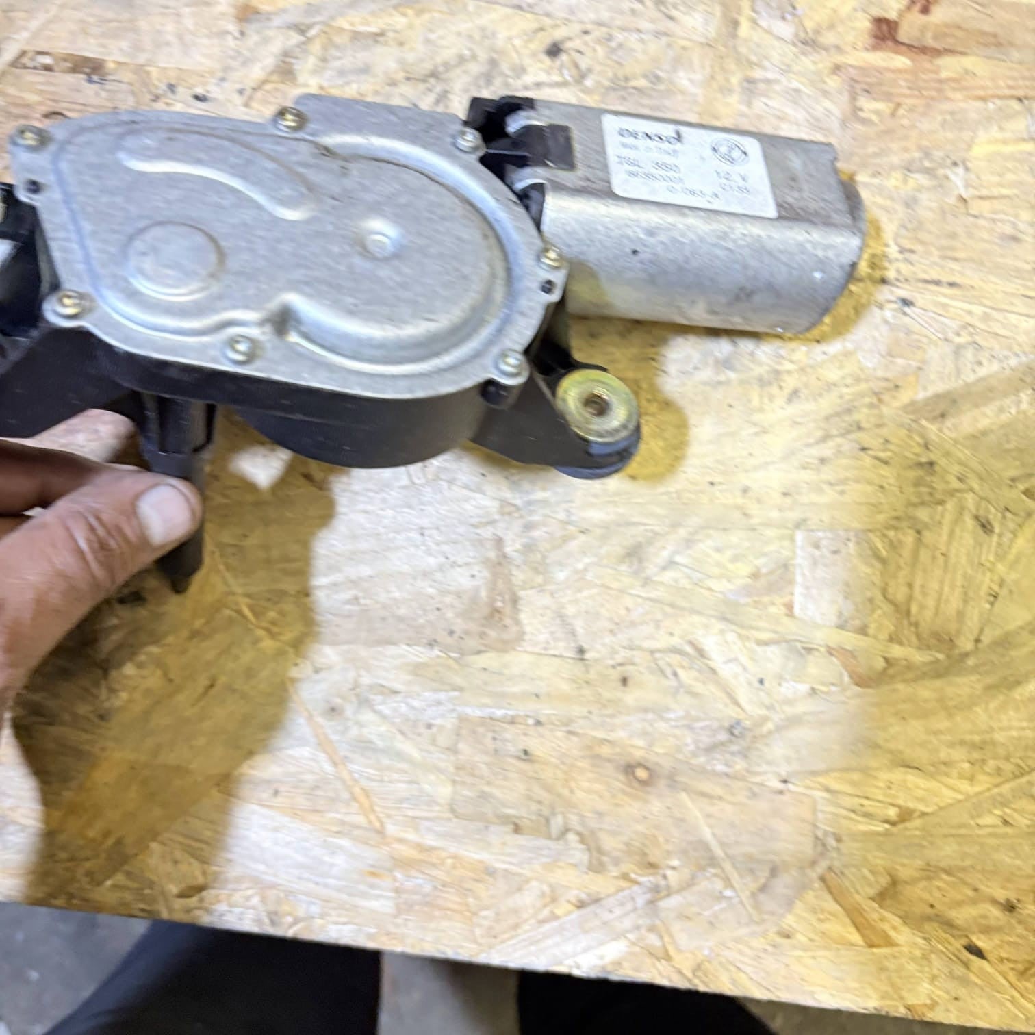 FIAT PUNTO MK2 REAR WIPER MOTOR DENSO 66350001