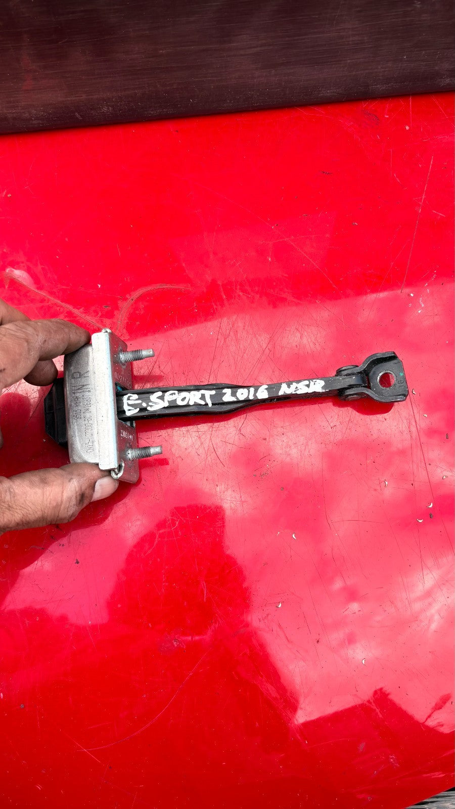 FORD ECOSPORT REAR LEFT DOOR CHECK STRAP 2016