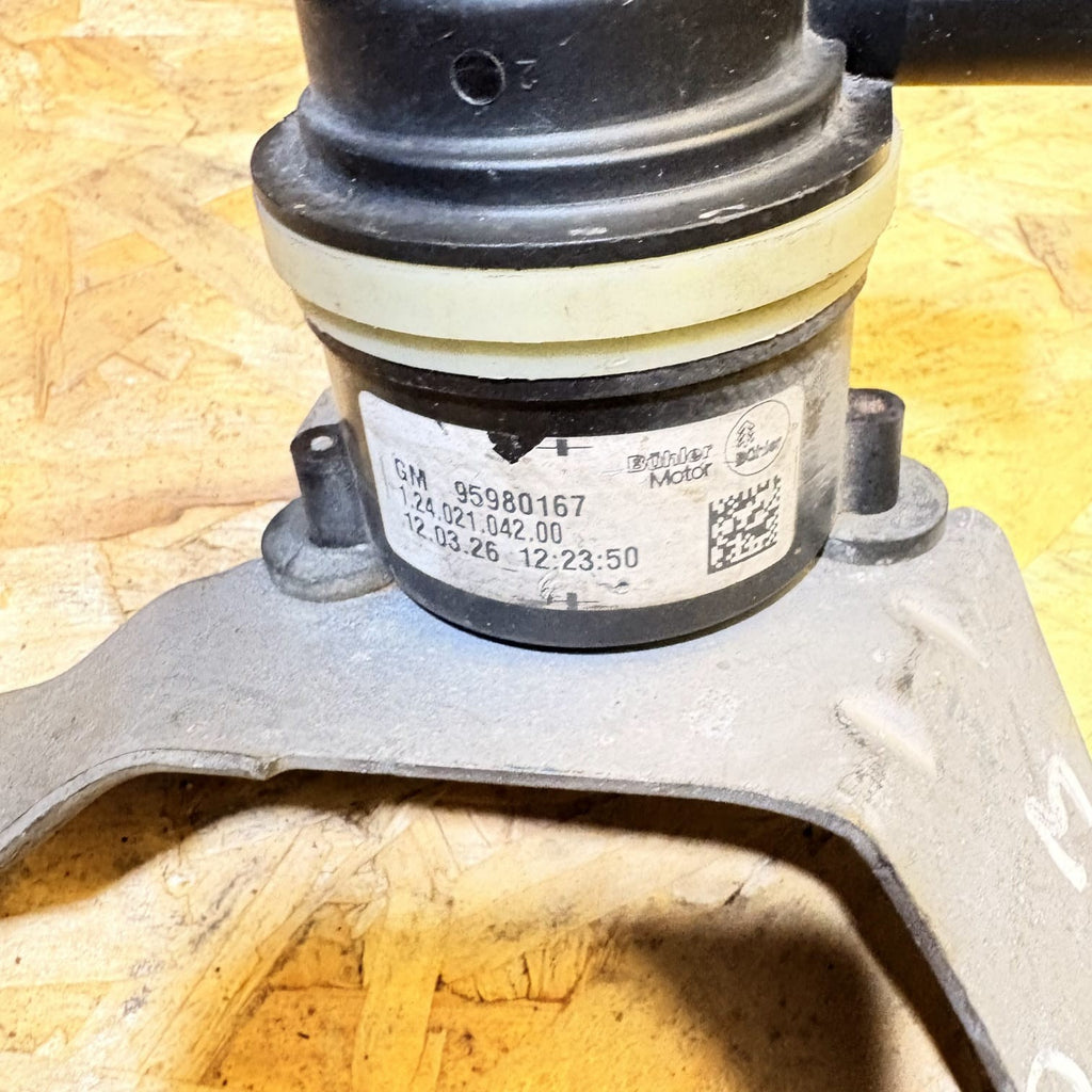 Chevrolet Aveo 2013 Electric auxiliary coolant water pump 12402150201 Petrol