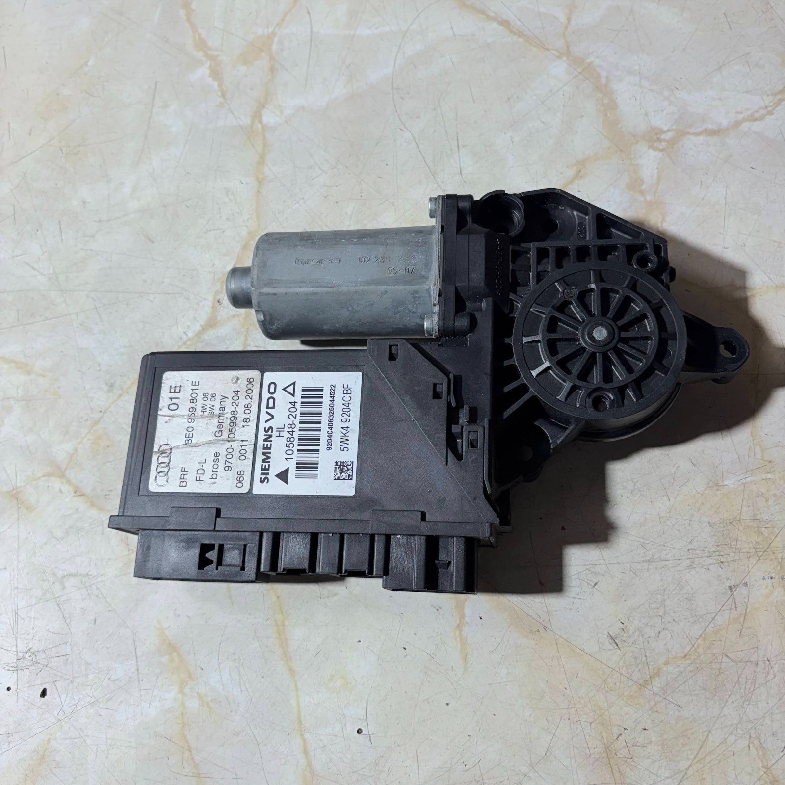 2006 Audi A4 Window Motor Rear Left Regulator 5WK4 9204CBF