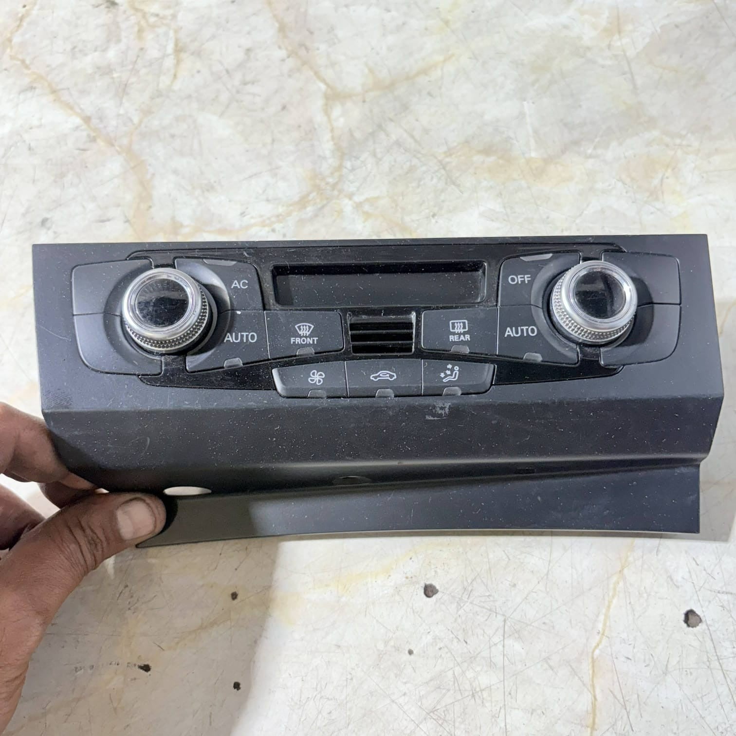 2012 AUDI A4 A/C HEATER CLIMATE CONTROL PANEL 8K2820043AH