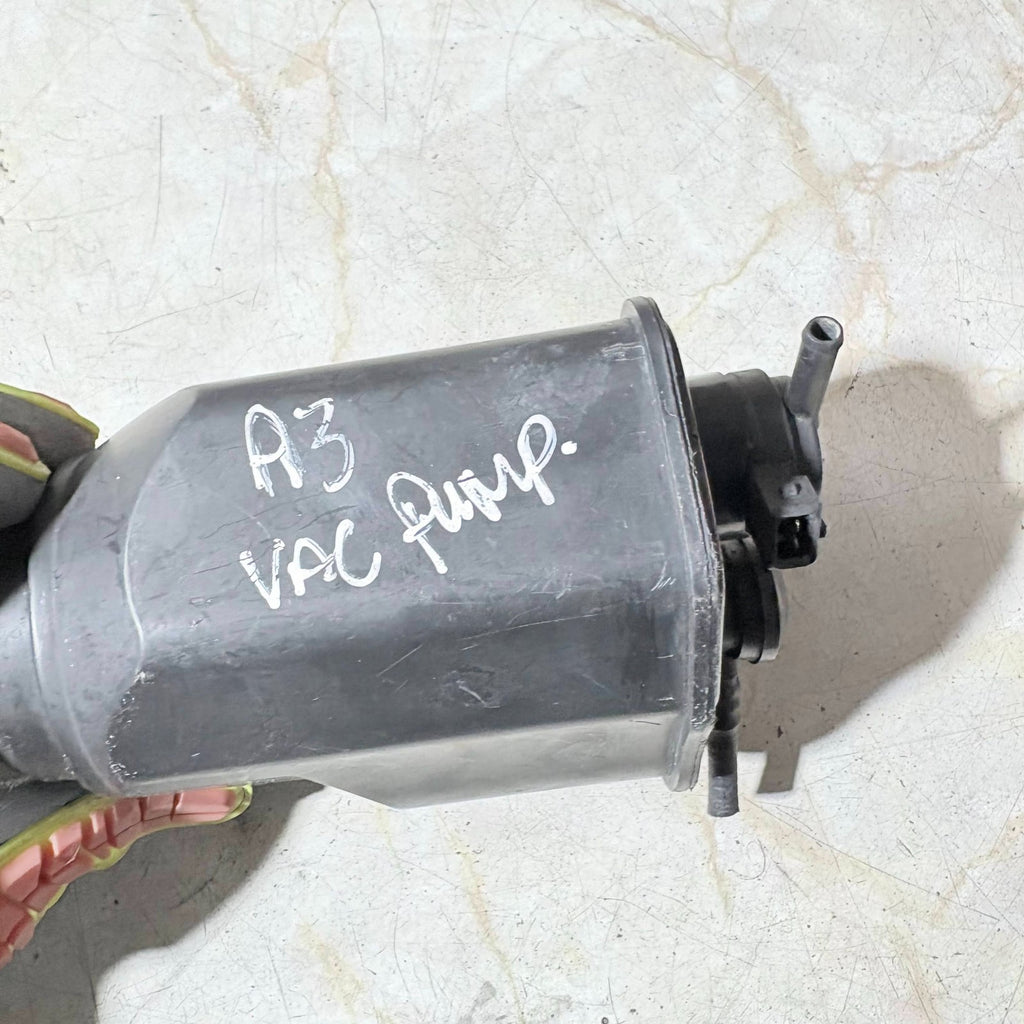 1J0201801 Activated Carbon Filter GM Tank/Vaccum Pump For Audi A3