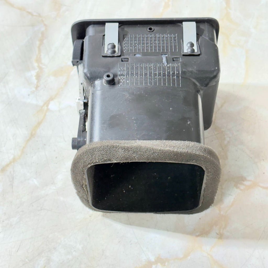 Fiat Idea 2003-2012/Lancia Musa 2004-2012 Right Dash Air Vent 735324198