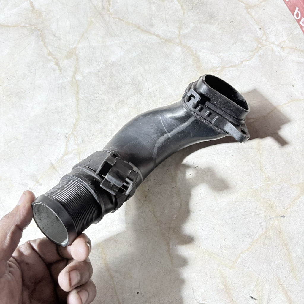 VAUXHALL ASTRA 2006-2010 AIR INTAKE PIPE 13223433