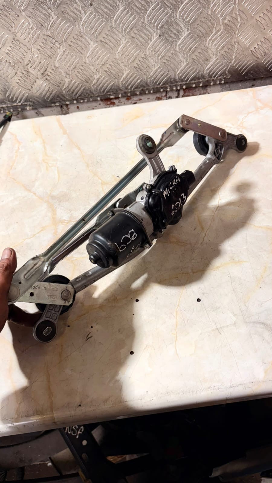 K6230 BMW WIPER MOTOR WITH LINKAGE 6978263-01 2013