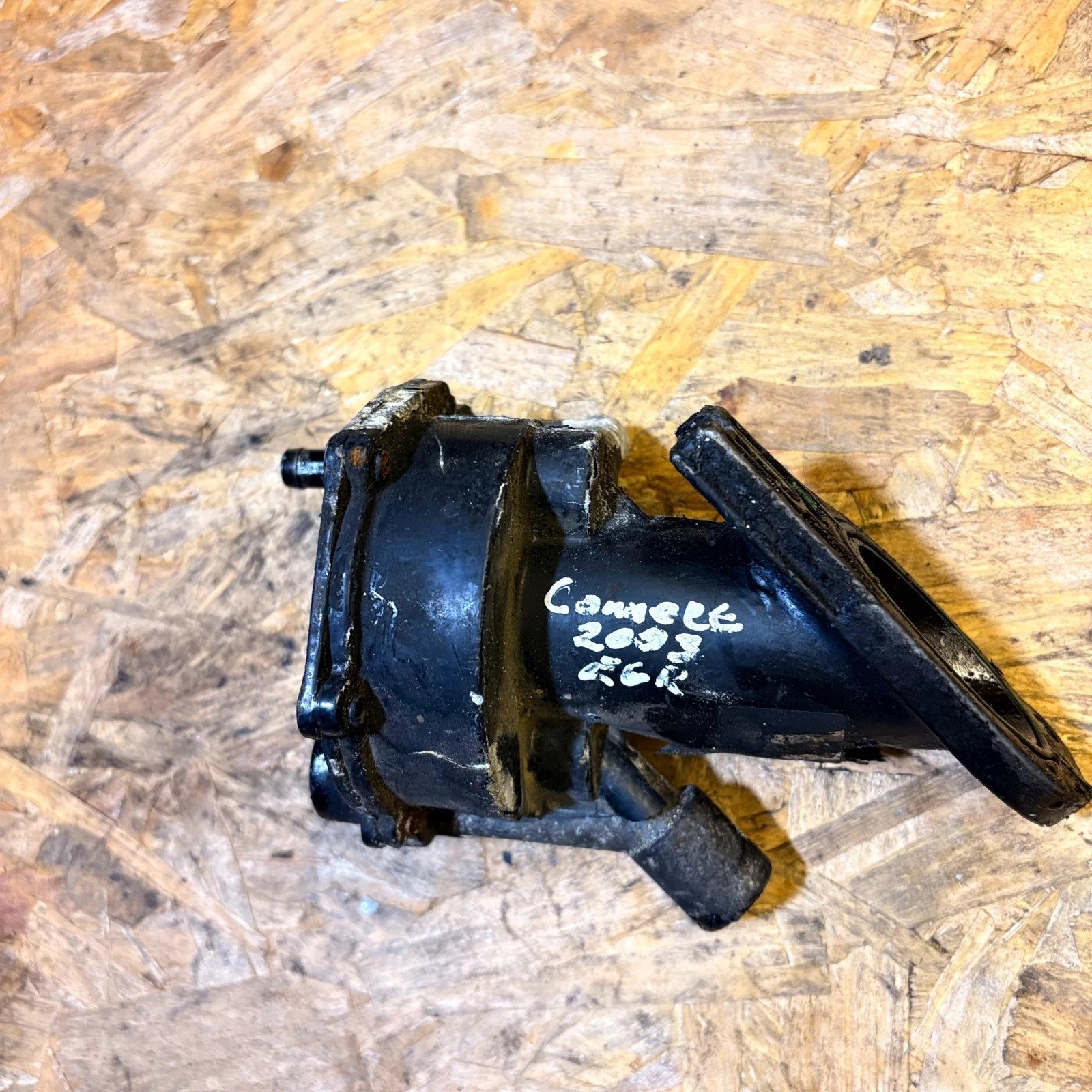 FORD TRANSIT CONNECT 2003 Vacuum Pump