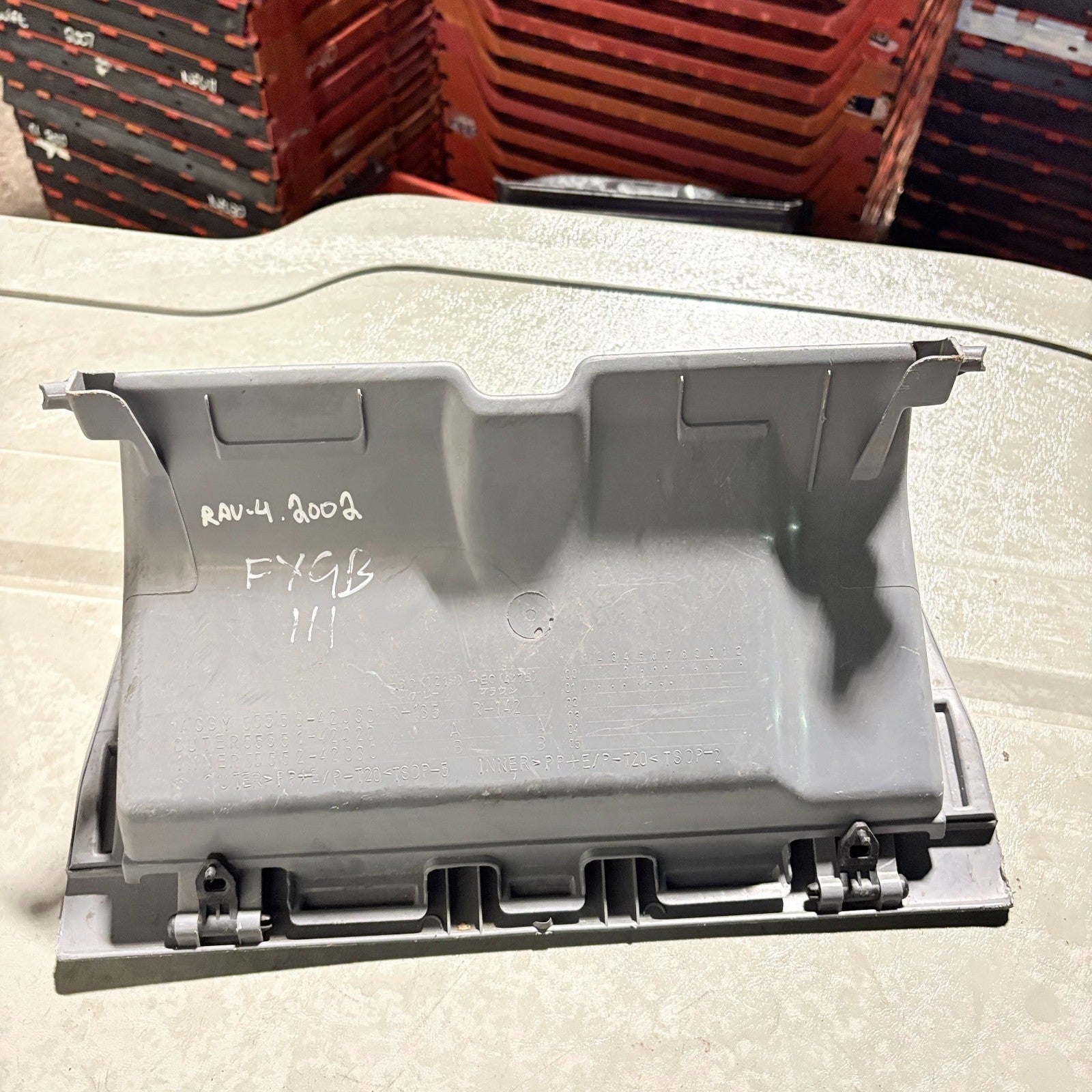 Toyota RAV4 Mk2 XA20 Glovebox Compartment Door Grey 05/2000-11/2005 55550-42030