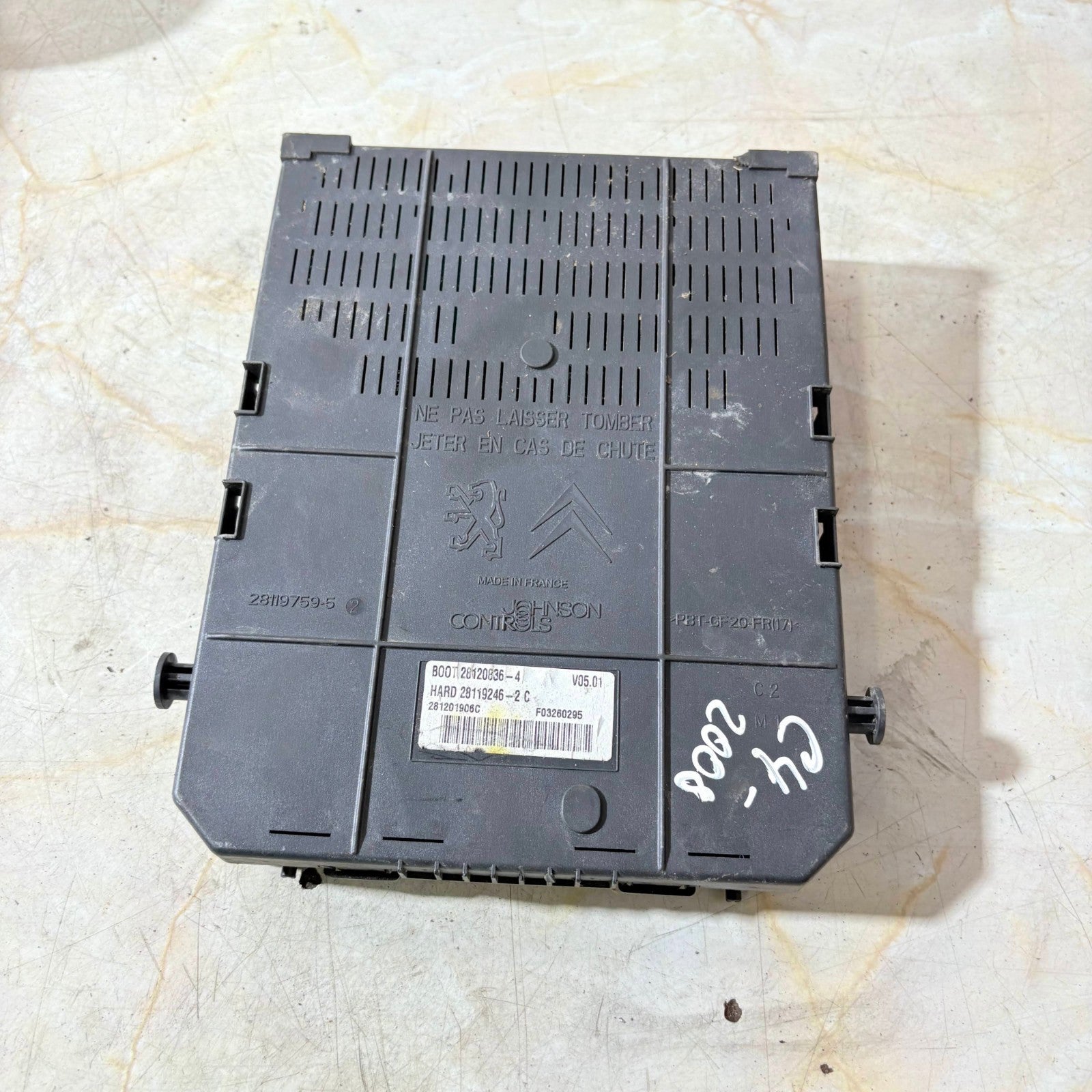 Citroen C4 FUSE BOX CONTROL MODULE 281201906C