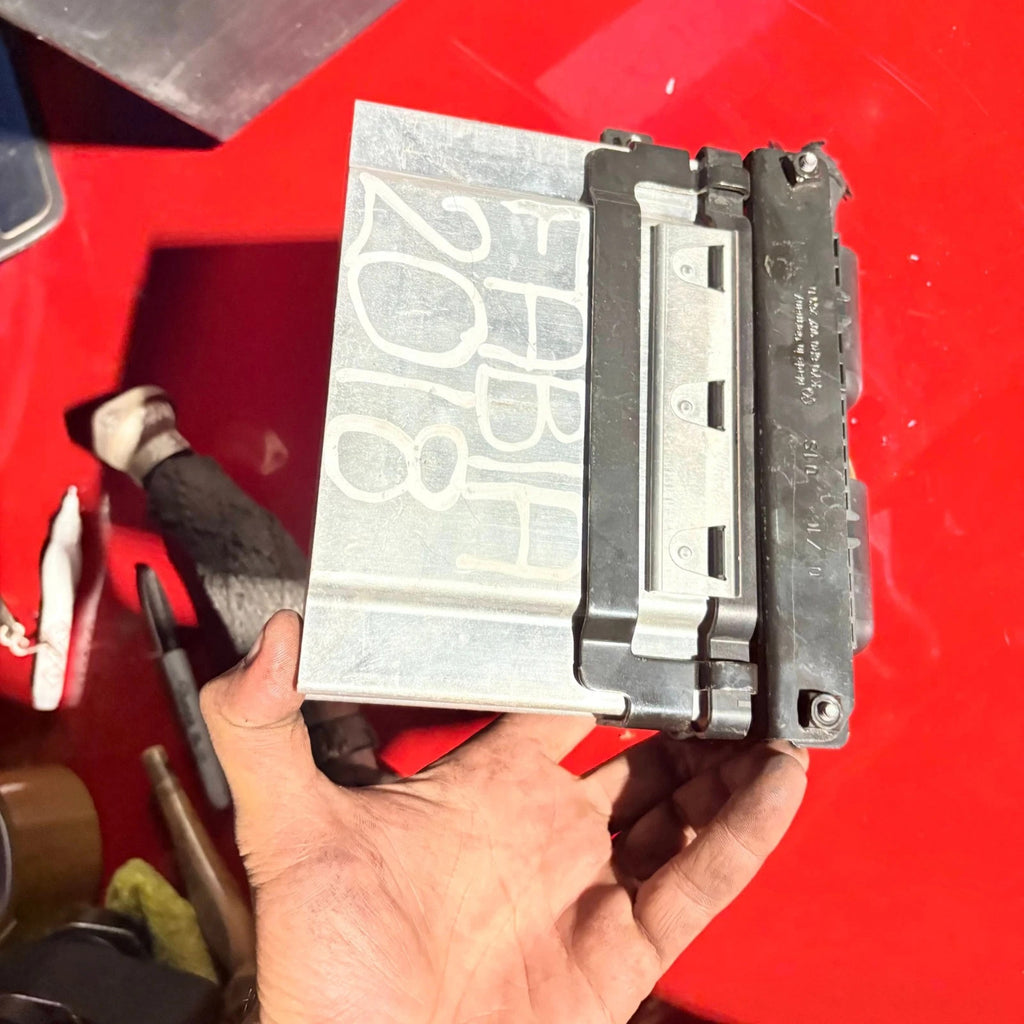 SKODA FABIA 2018 Engine Control Unit 1035100120