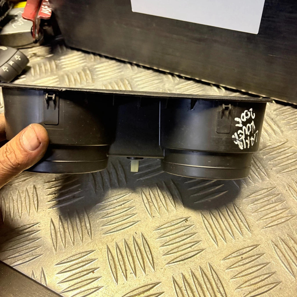 Land Rover Freelander 1 Facelift 2004-2006 Top Dash Twin Cup Holder FBD500100XXX