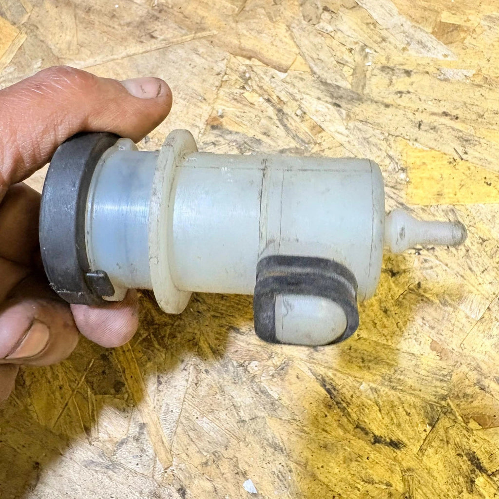 Kia Rio JB 2005-2011 Power Steering Fluid Reservoir Tank Bottle 57150-1G000