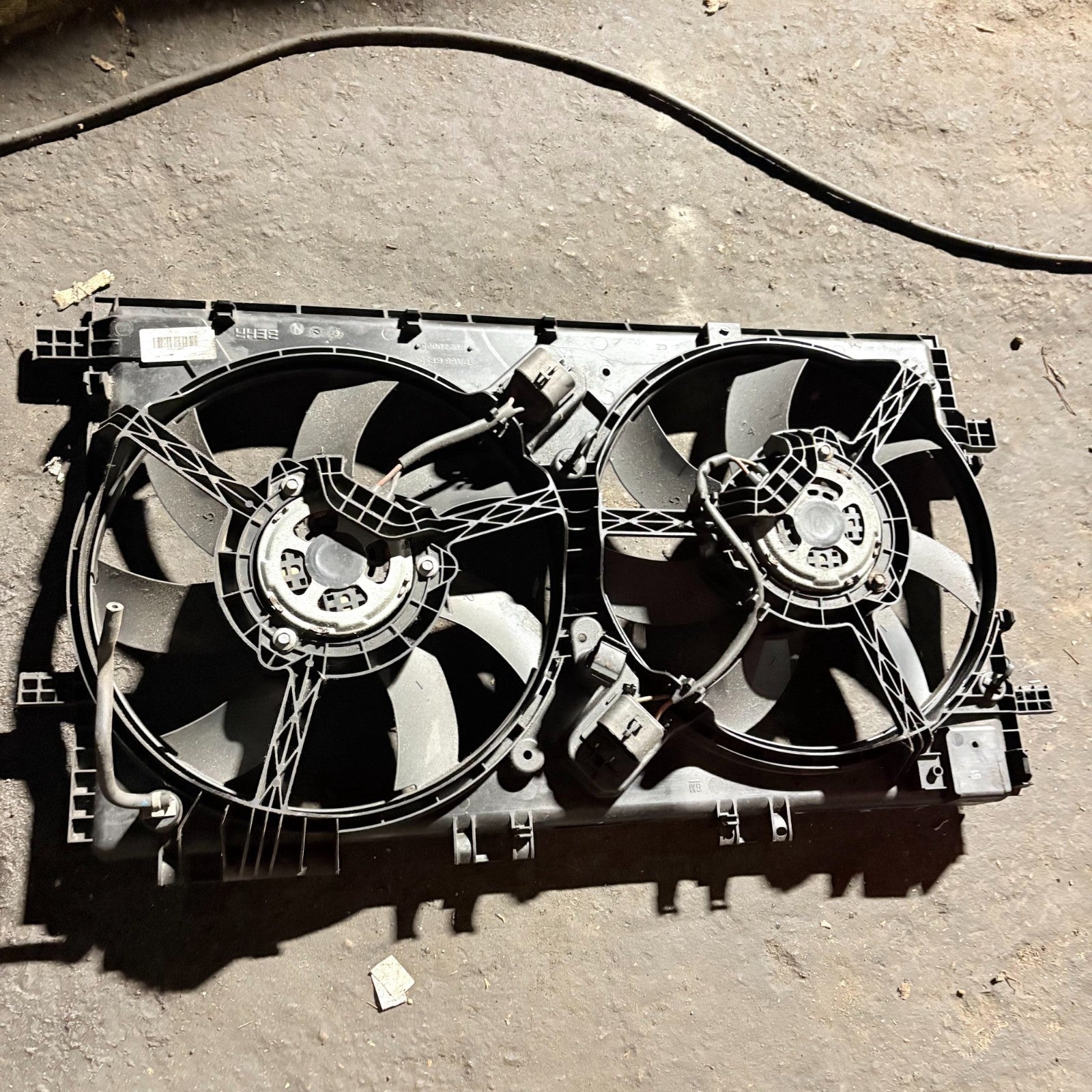 2011 VAUXHALL INSIGNIA ENGINE COOLING RADIATOR FAN P0270003