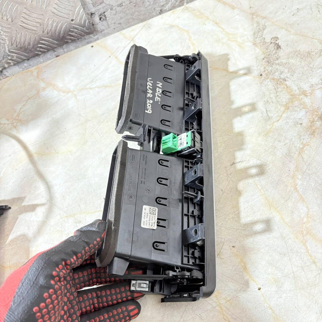 Range Rover Velar L560 2017-2023 Dash Air Vent Hazard J8A2-014L20-BC 11K656