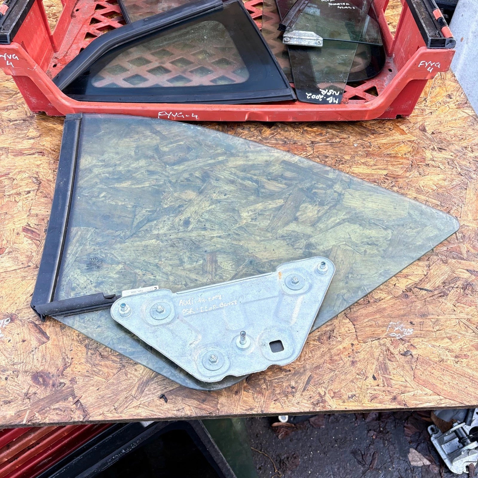 Audi A4 Rear Right Quarter Glass 2008