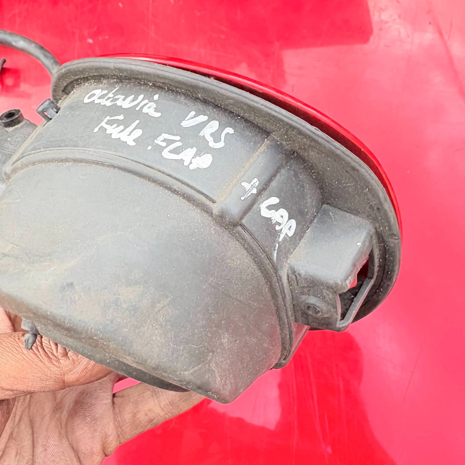 Skoda Octavia Mk1 1U Fuel Filler Flap Door & Cap 1U9809857E 1998-2004