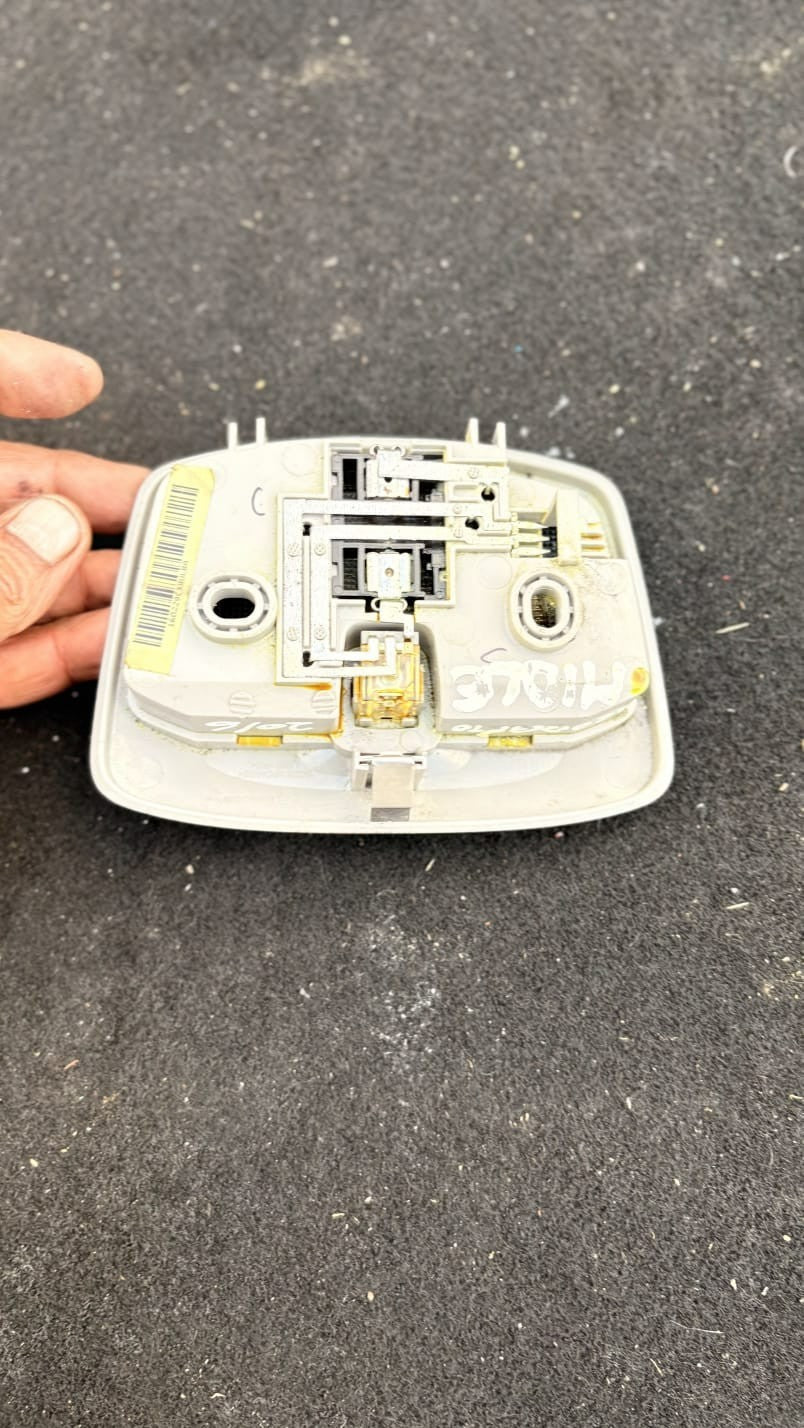 2016 FORD FIESTA KORANDO INTERIOR ROOF READING LIGHT LAMP REAR 83720-34000