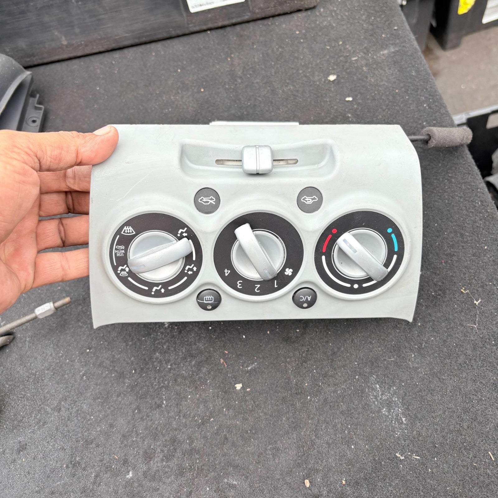 2004 NISSAN PIXO HEATER CLIMATE CONTROL MODULE