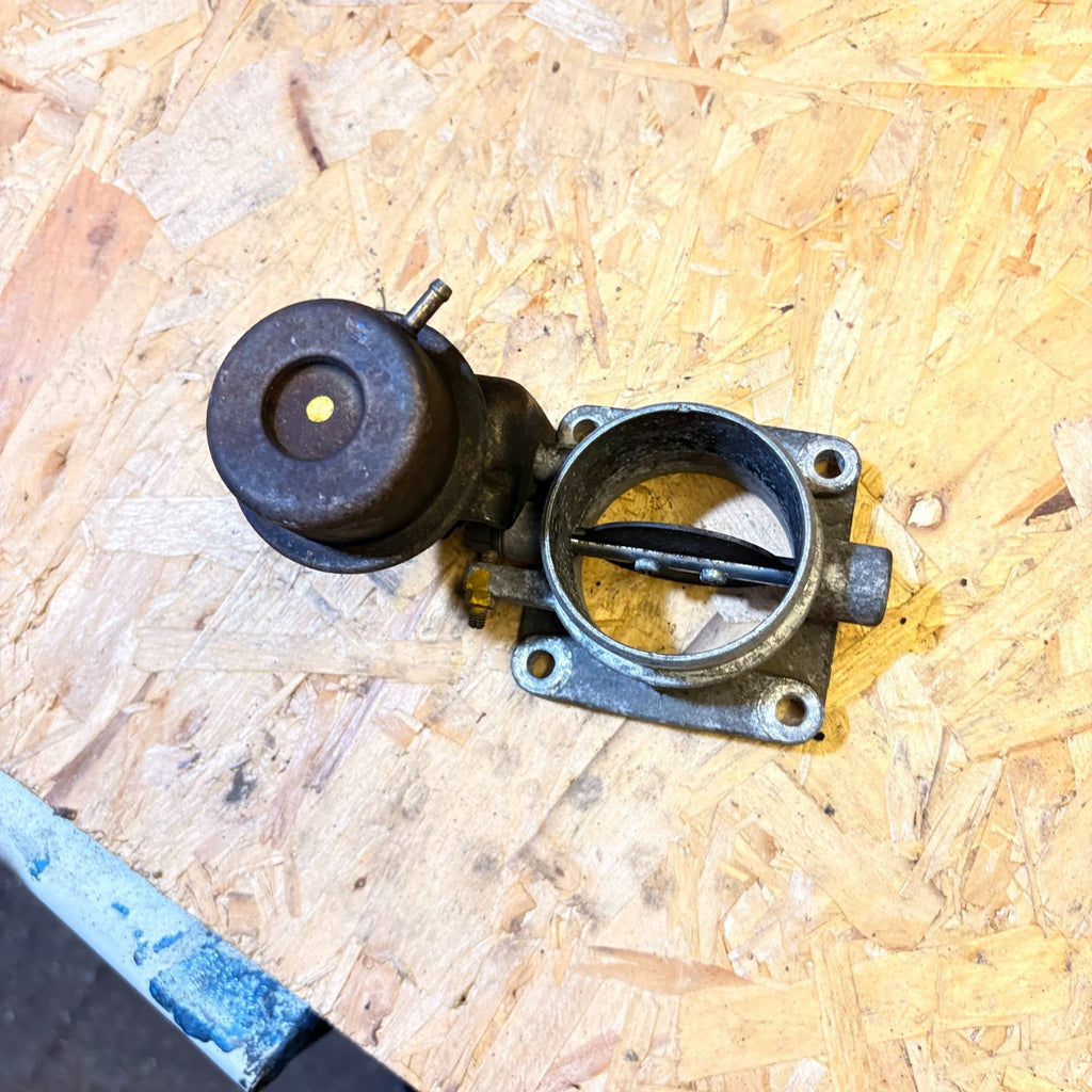 Throttle body NISSAN TERRANO II