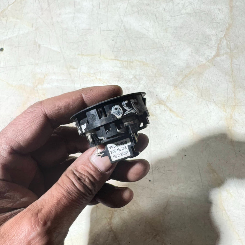 6H52-18932-AA LAND ROVER FREELANDER Front Right Side Tweeter Speaker