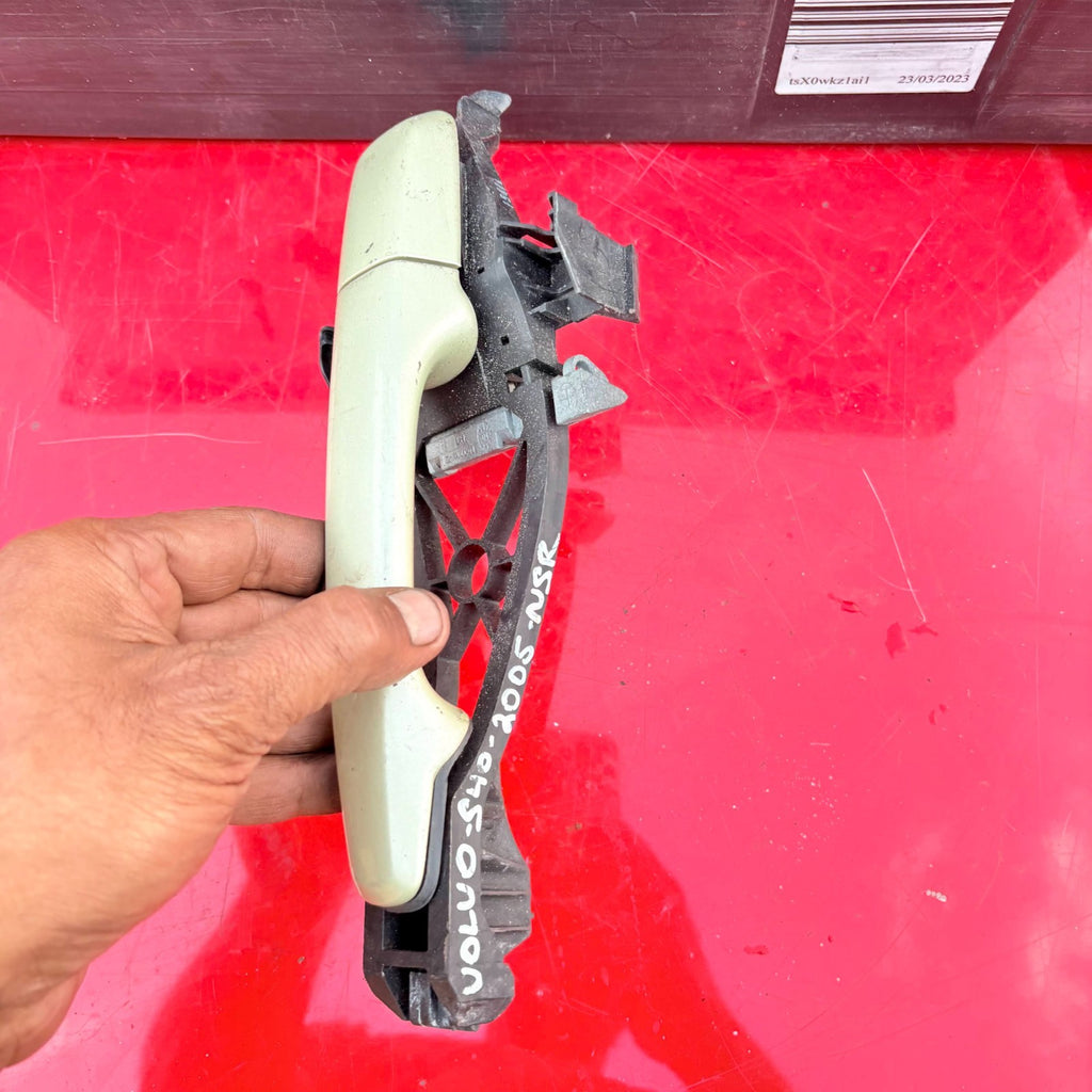 30663865 Volvo S40 2004-2007 V50 2005-2007 NSR Left Rear Door Handle