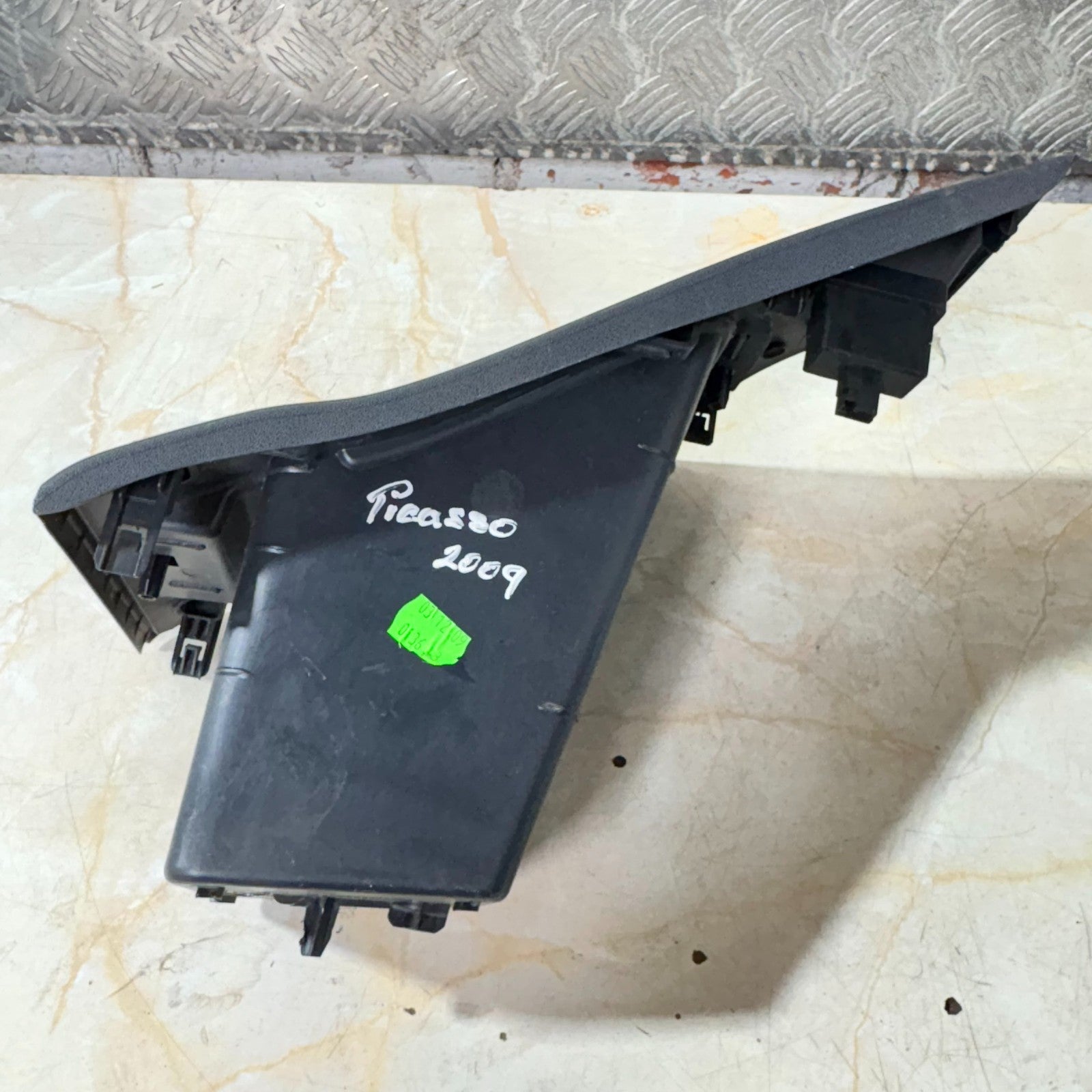 Citroen C3 Picasso Dash Cubby Compartment w/Headlamp Level Switch RHD RHS 2009